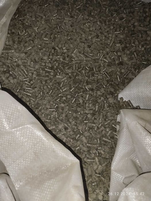 Пелета из лузги, брикет из шелухи Подсолнечника в мешках