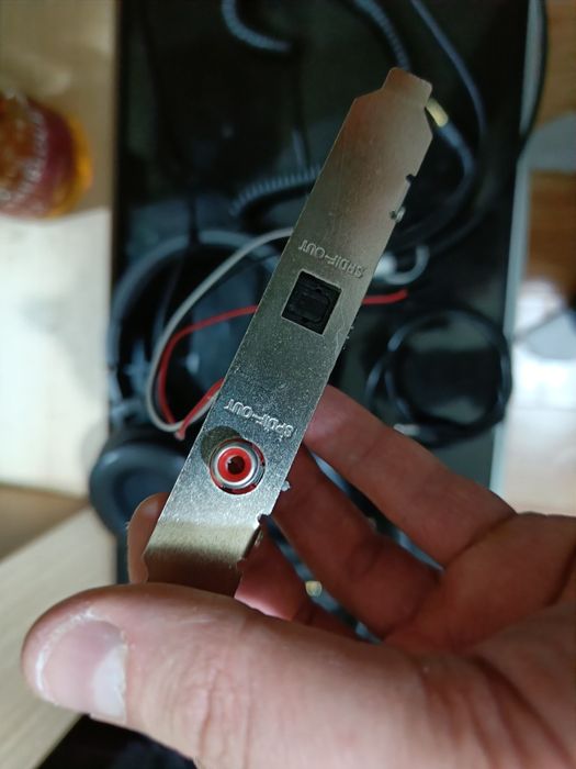 Zestaw słuchawki Audio-Technica ATH-M40x + DAC X3 Pro + SPDIF do PC
Sł