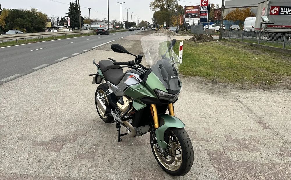 Moto Guzzi V100 Mandello