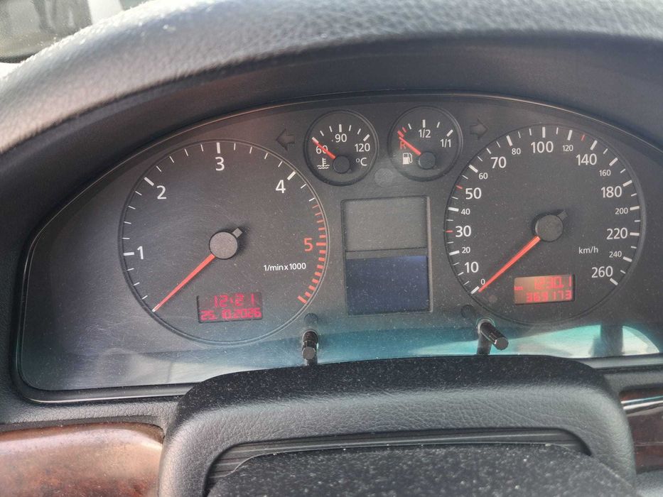 Audi A4 2.5 TD V6 150 cv