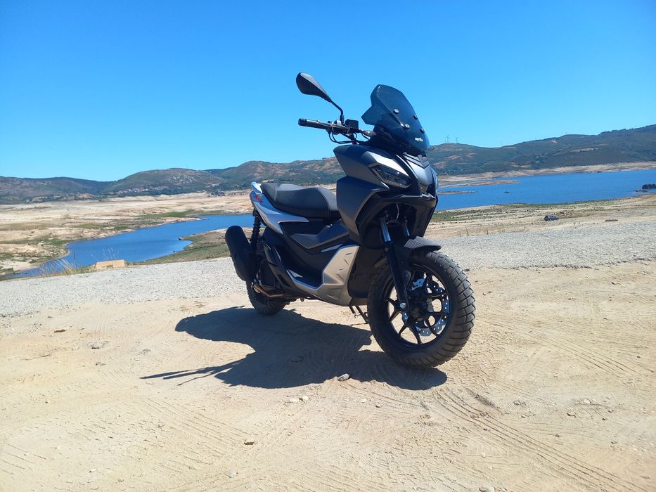 Aprilia sr gt 125