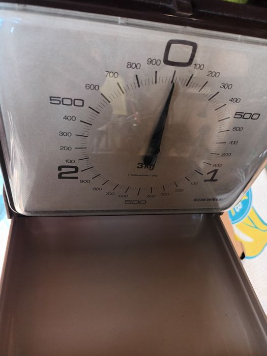 Balança de cozinha de parede