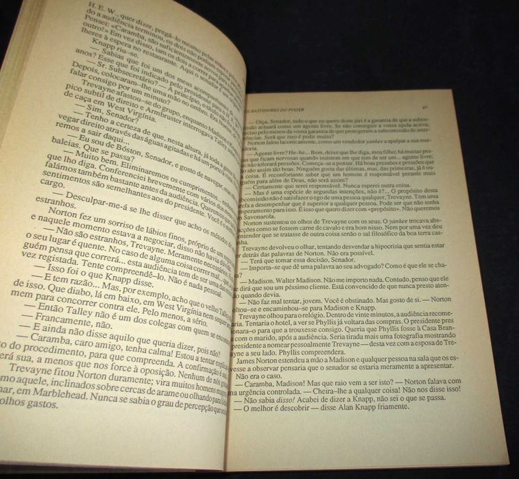 Livro Nos Bastidores do Poder Robert Ludlum