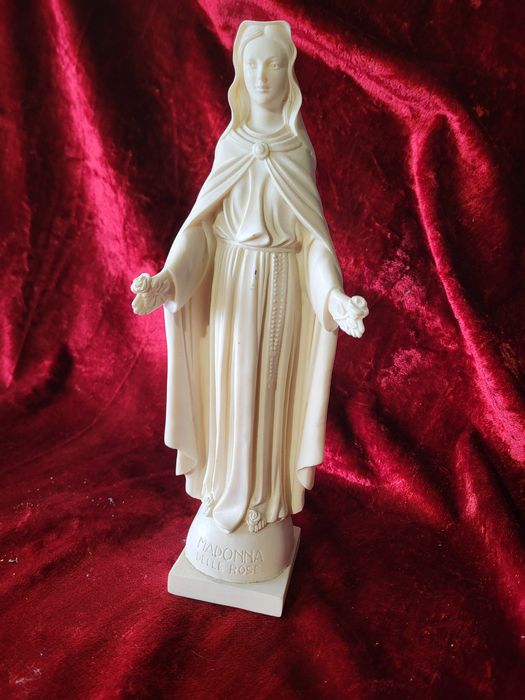 Maryja Della Rosa Alabaster Matka Boska