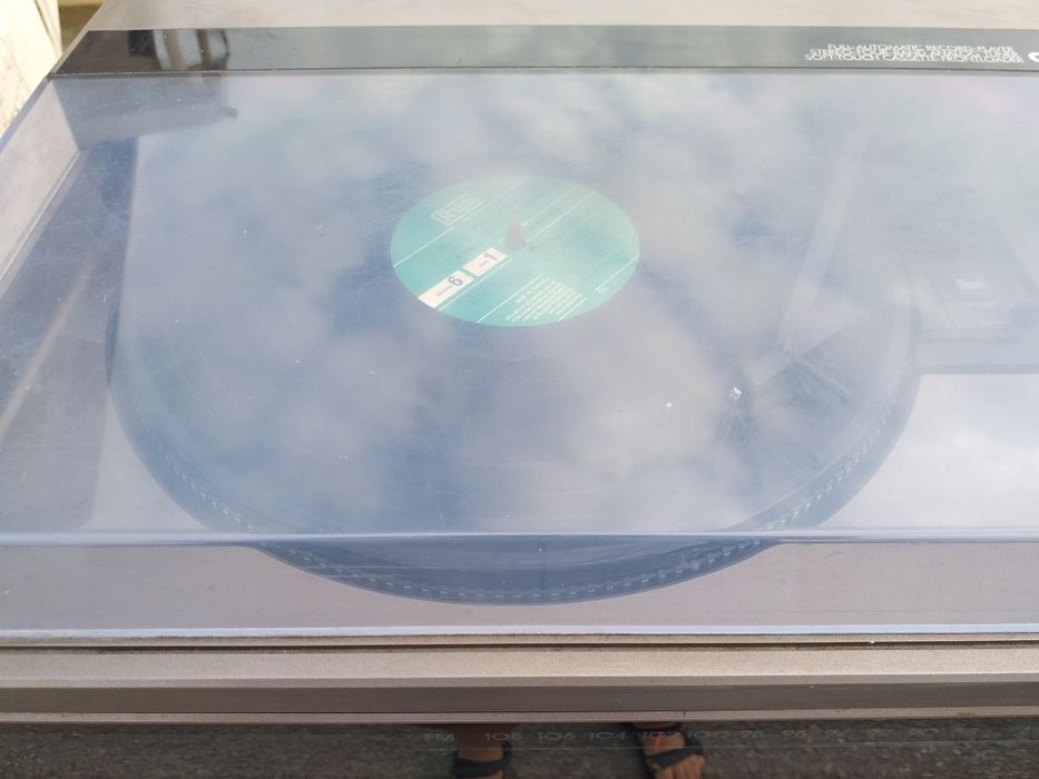 Giradiscos+cassetes+rádio