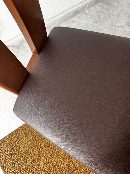 Cadeiras Sala Madeira Castanhas