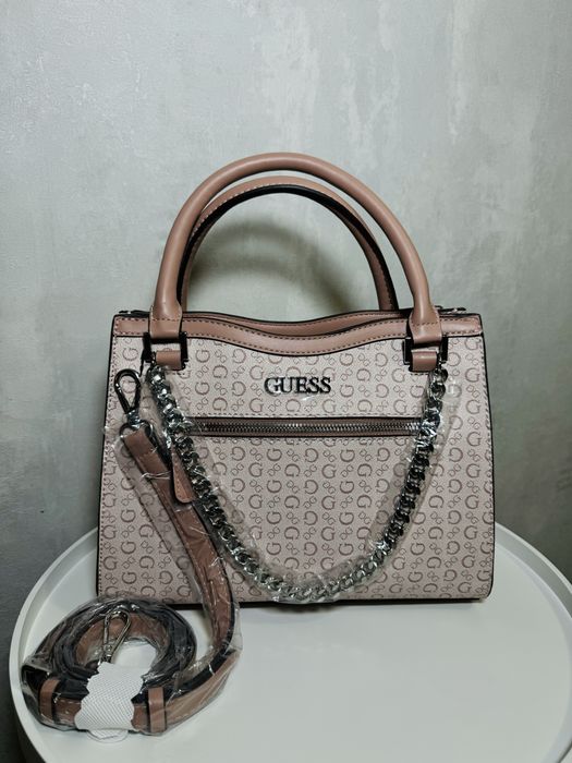 Оригінальна сумка Guess