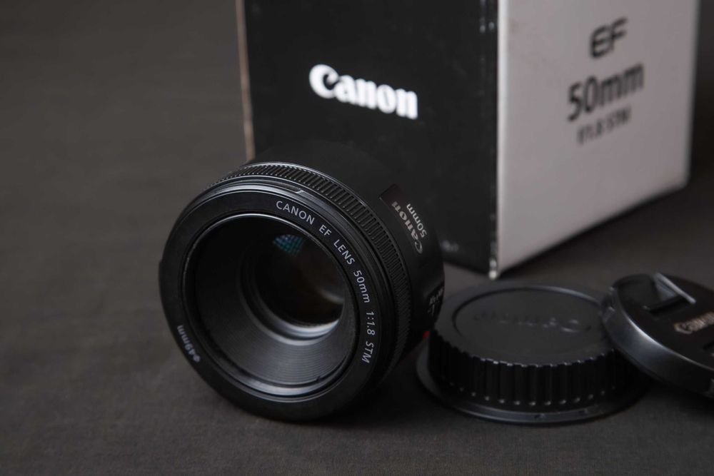 canon 50mm 18 - купити об'єктиви - Ціна на OLX.ua