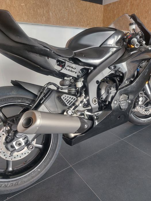 YAMAHA R6 - 2024