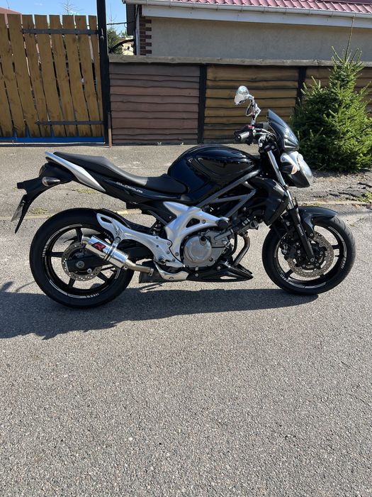 Suzuki Gladius 650