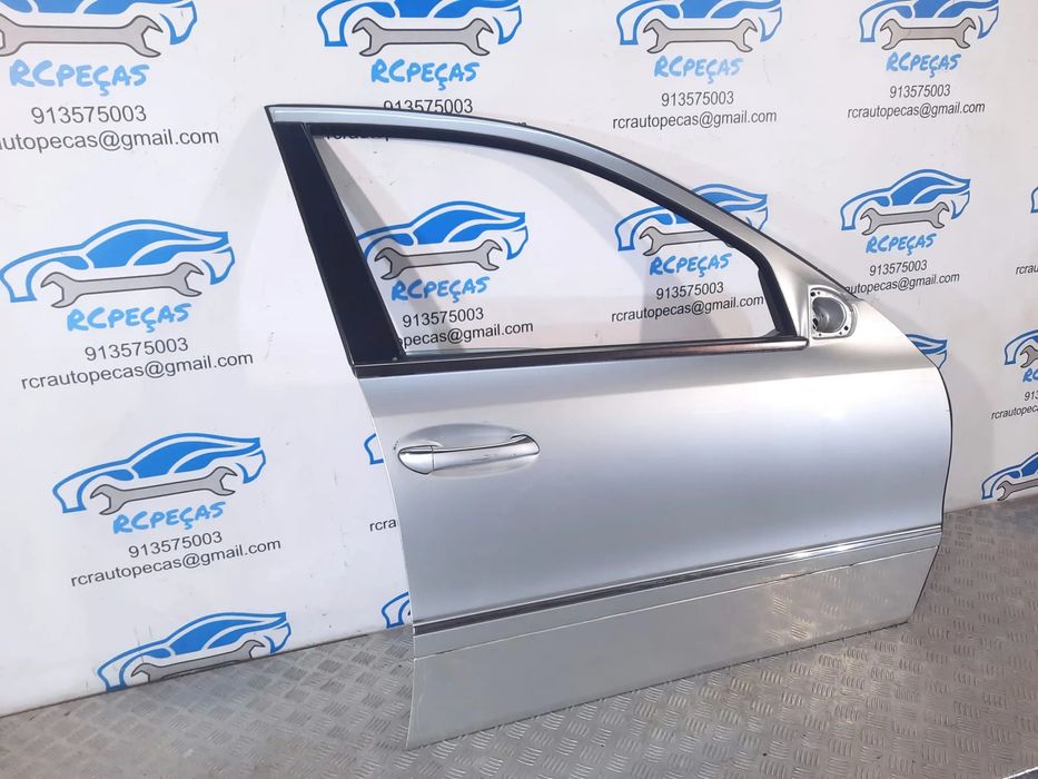 PORTA FRENTE FRONTAL DIREITA MERCEDES BENZ CLASS CLASSE E W211
