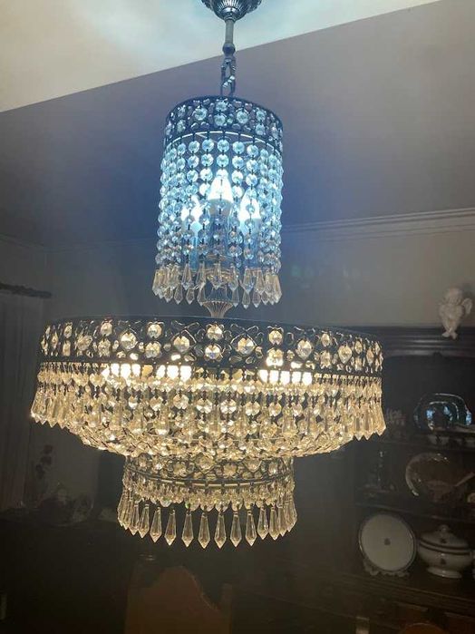 Candeeiro de cristal para sala .