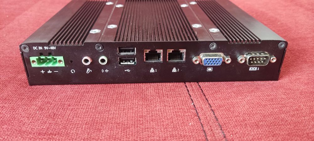 Промышленный компьютер CV-115 / P1001