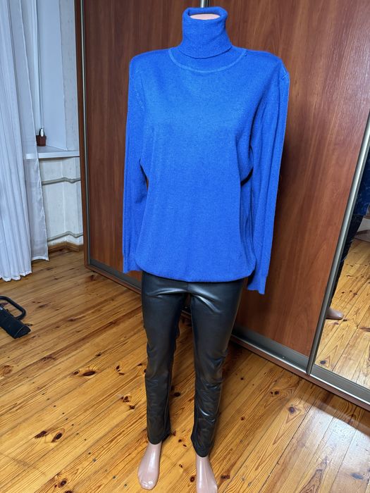 Продам жіночий светр