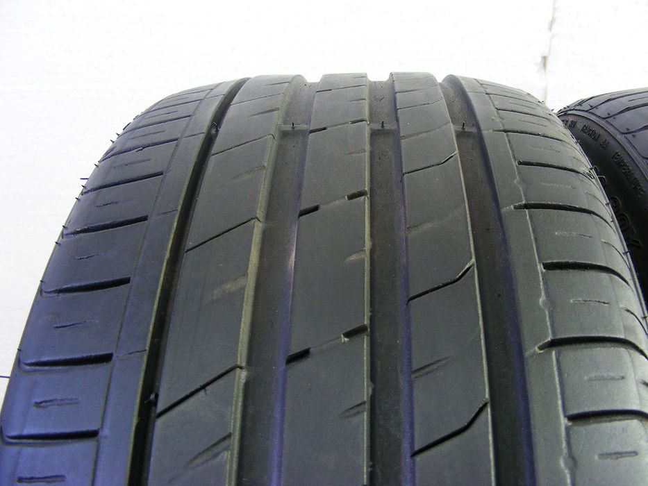 Літня гума 225/35/20 -4 шт.Nexen NFera SU1.