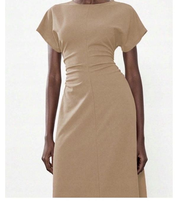 Sukienka twarzowy kolor