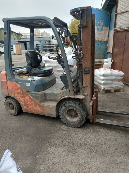 Автонавантажувач вилочний