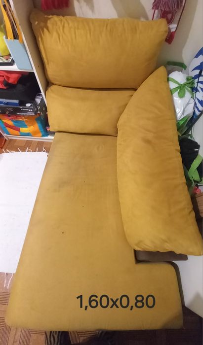 Sofá cama com chaise long