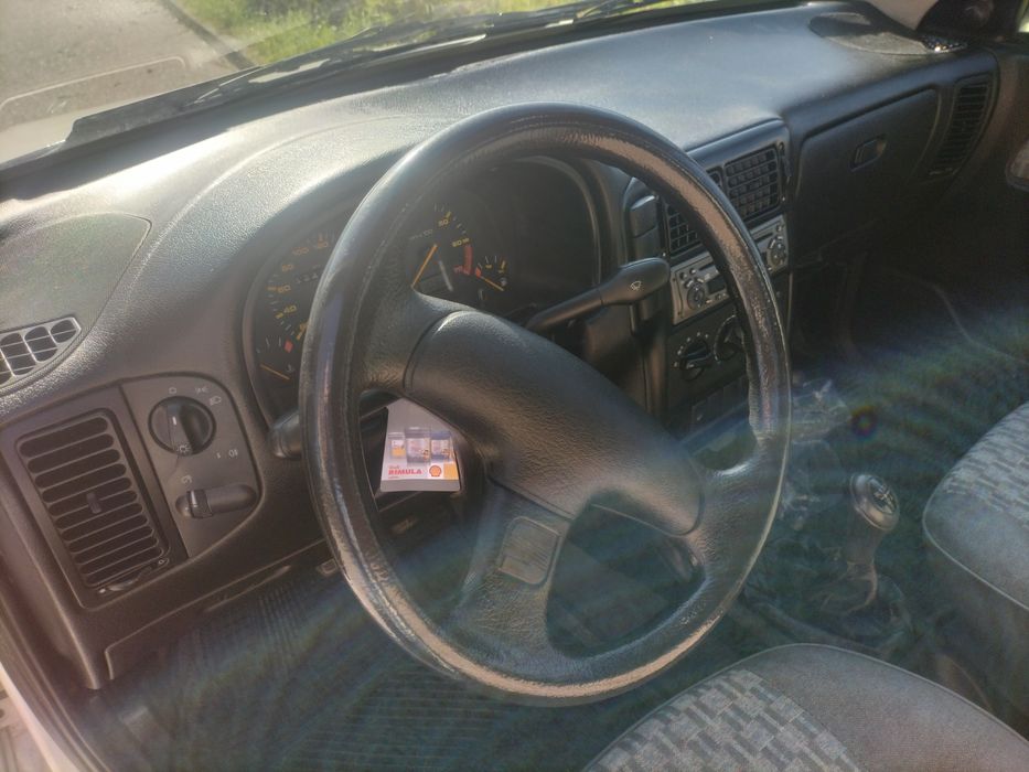 SEAT ibiza 1.2  5 portas