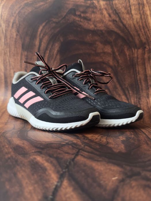 Кросівки Adidas жіночі