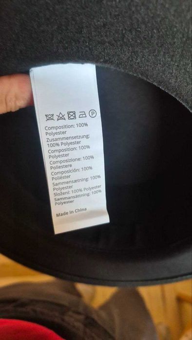 Капелюх фетровий з полями