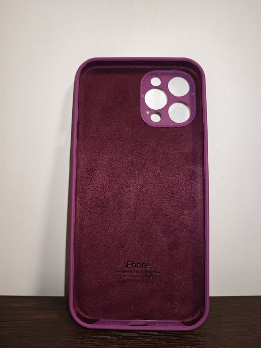 Чохол на iPhone 12 Pro max фіолетовий