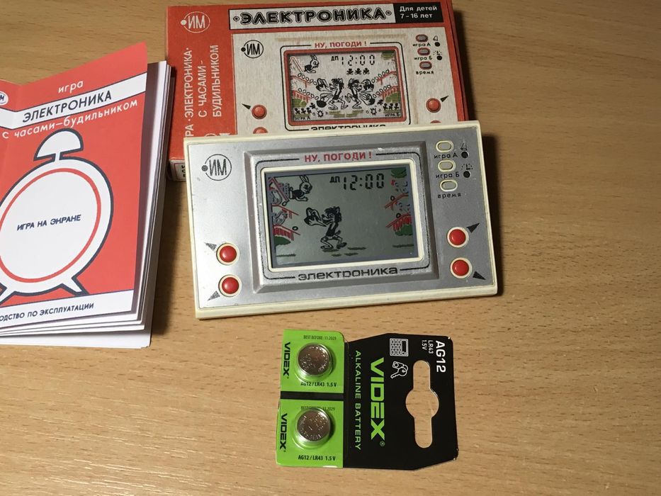 Игра электроника волк ловит яйца ну погоди