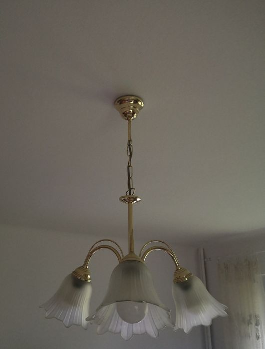 Żyrandol lampa wisząca trzy klosze