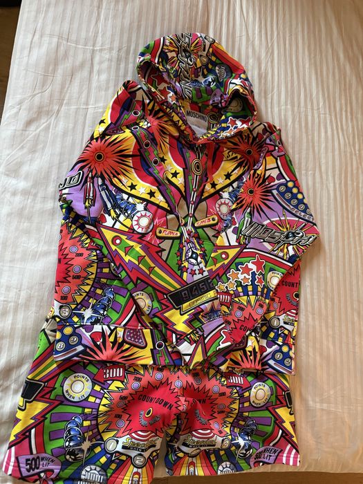 Костюм весняний Moschino