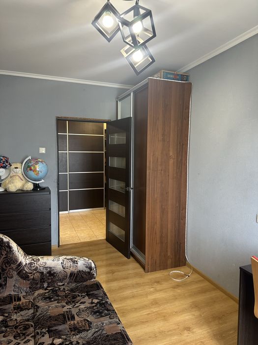 продаж 3-х кімнатної Центр