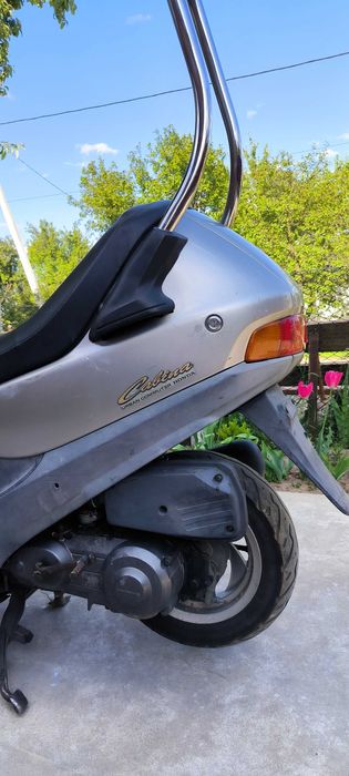 Скутер Honda cabina 90