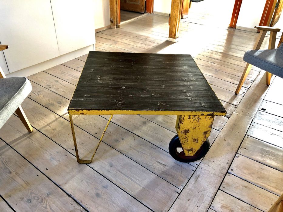 Industrialny stolik kawowy 80x80