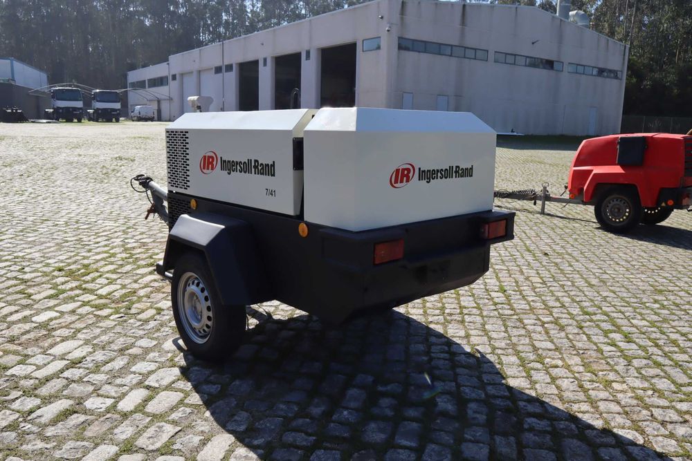2006 Ingersoll-Rand 7/41 Compressor de Ar Rebocável