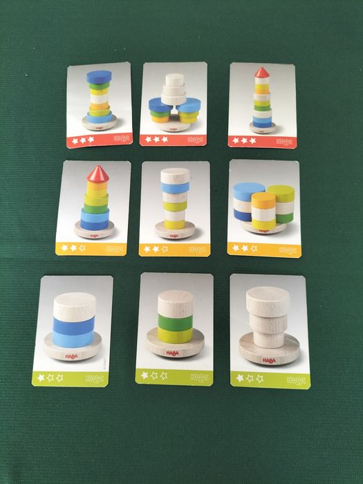 Jogo de empilhar educativo em madeira