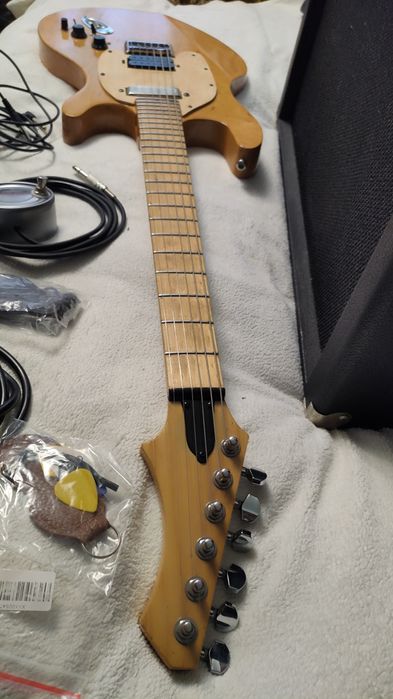 ВІДЕО Електрогітара lesPaul hand made. Окремо чи з комбіком.