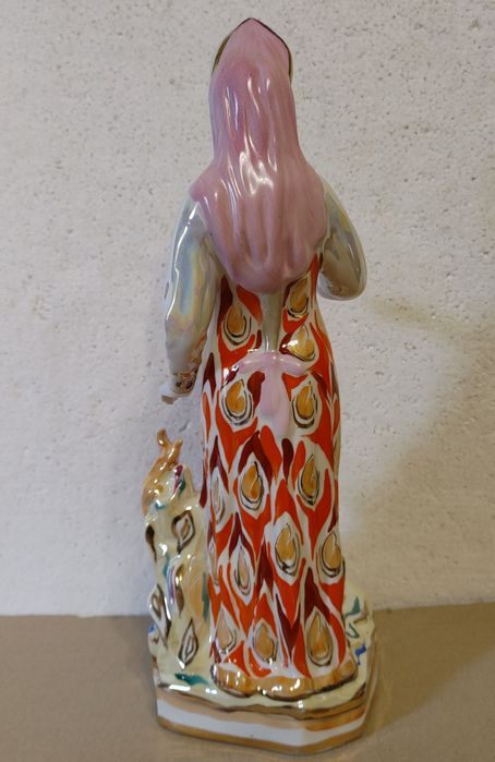 Статуэтка хозяйка медной горы Дулево 1950-х годов фарфор СССР