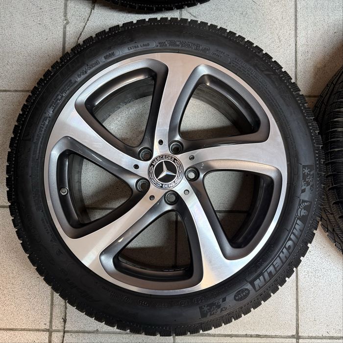 Диски Mercedes R18 E-class W214 w213 s213 c238 A2134013200 Michelin V-class C-class GLA