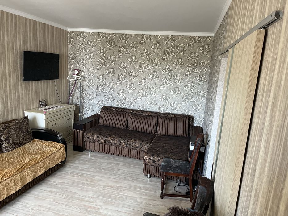 Двушка в центрі, недалеко від пляжу. Євроремонт. Кондиціонер. Надаю документи