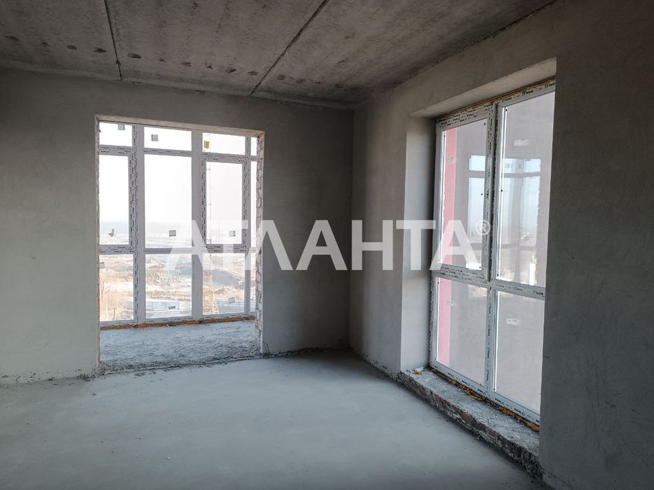 2-кімнатна  на 4- му поверсі, в ЖК Сусіди, здано!