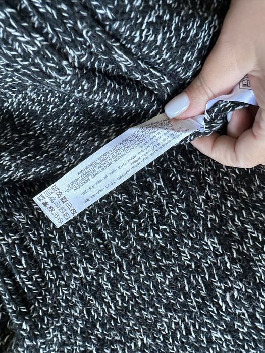 Zara крутезна сукня символічна ціна
