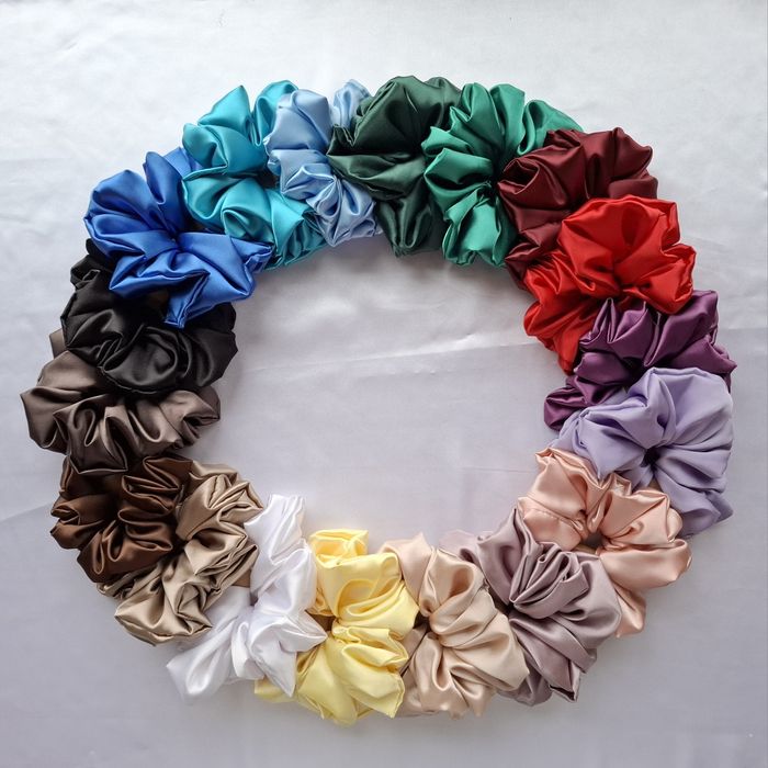 Scrunchie - gumki do włosów
