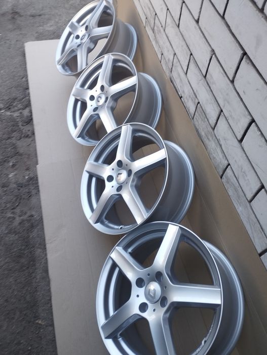 New Р16   4 100 диски Renault/Germany.