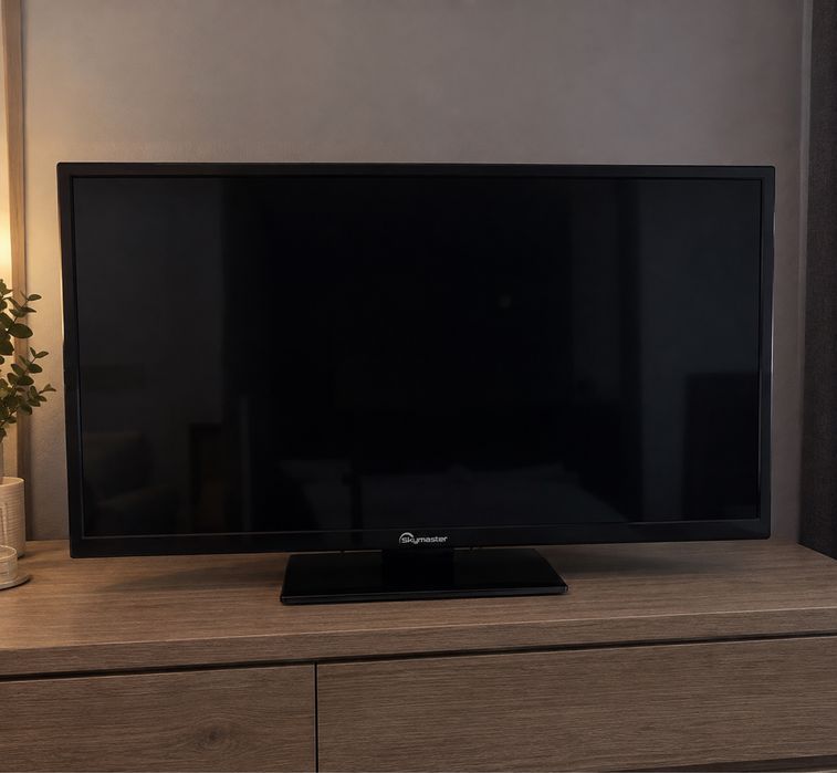 Nowy sprawny telewizor