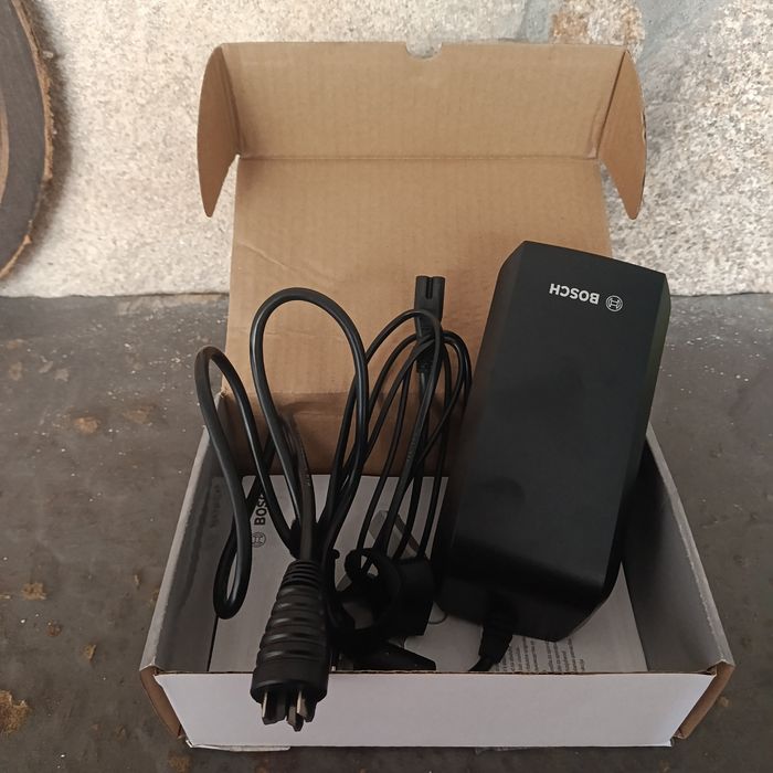 Bosch 4A Charger Smart