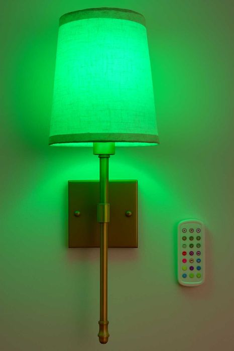 Zestaw 2 lamp ściennych LED z pilotem – ciepłe światło i RGB, złote