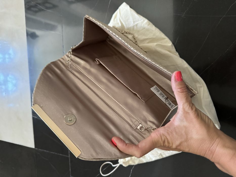 Carteira classica parfois usada uma vez