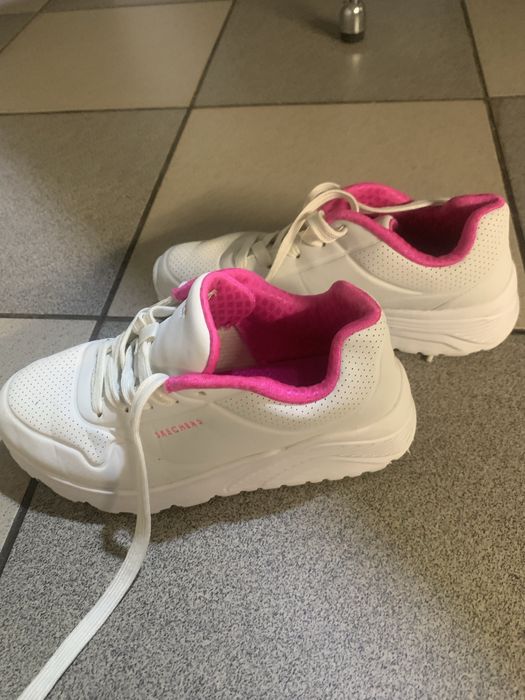 Skechers Uno Lite
