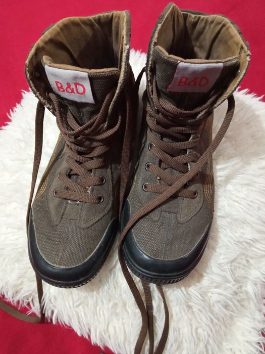 Bota tamanho 37 ,