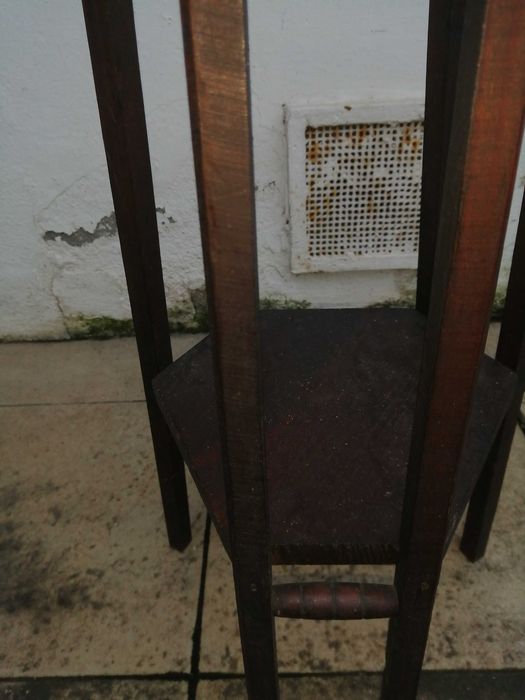 floreira antiga em madeira