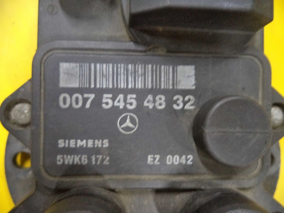Комутатор зажиганія коммутатор Mercedes 190 Mercedes 124